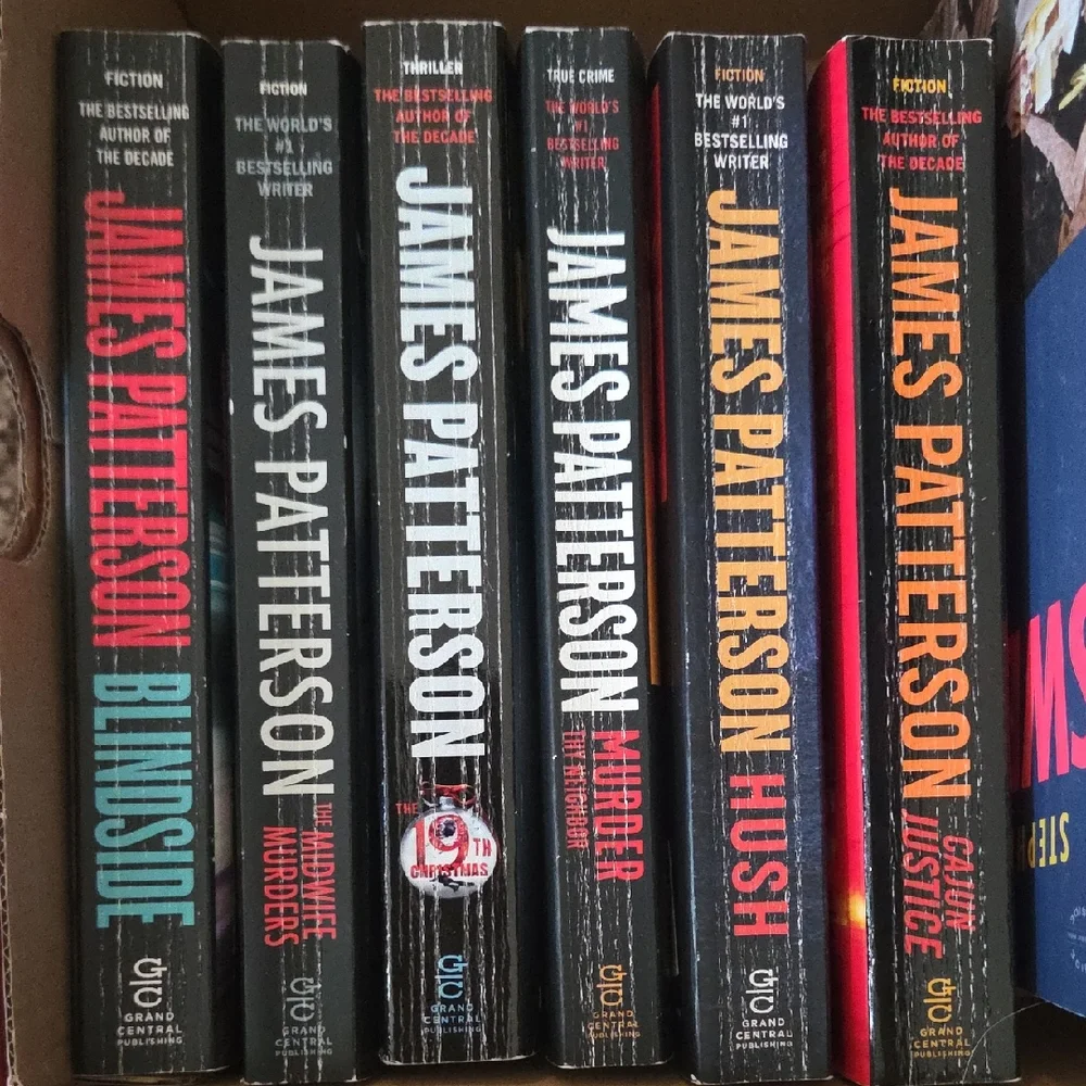 James Patterson Book Collection - Picture 1 of 1
